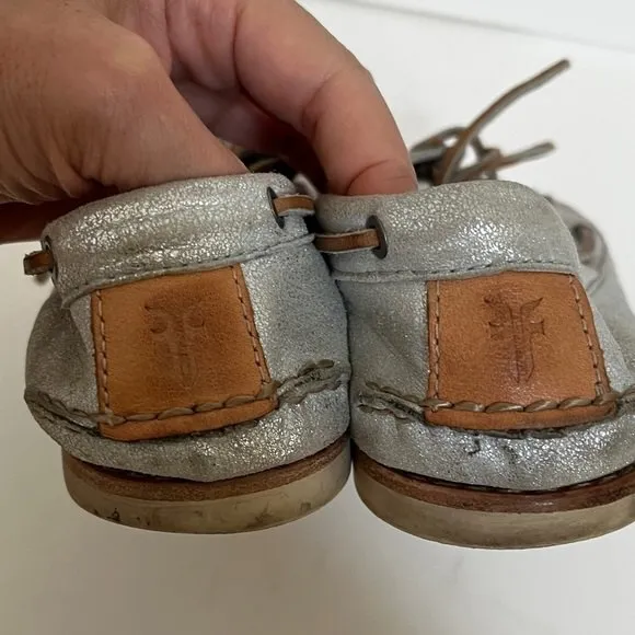 FRYE Quincy Tie Boat in Metallic Silver 10