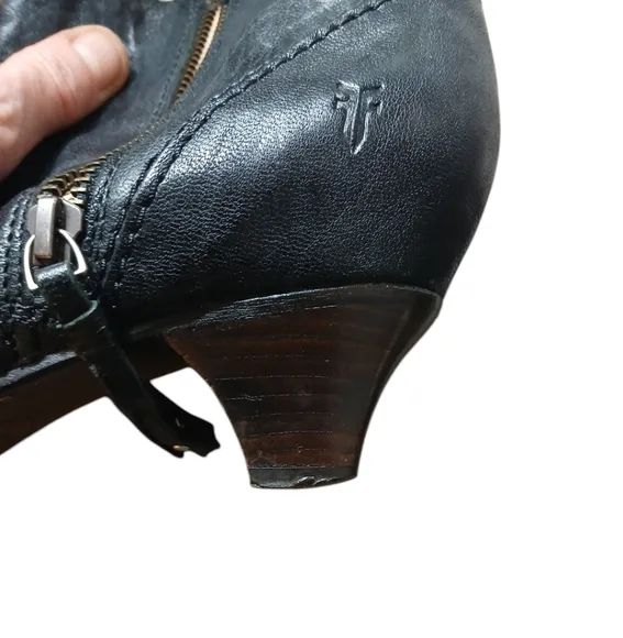 Frye Steffi Black Leather Ankle Boots Women's Leather Heeled Booties size 8.5