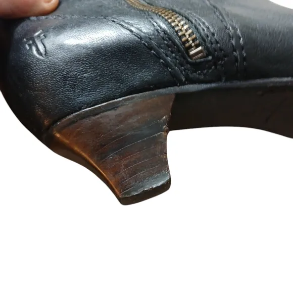 Frye Steffi Black Leather Ankle Boots Women's Leather Heeled Booties size 8.5