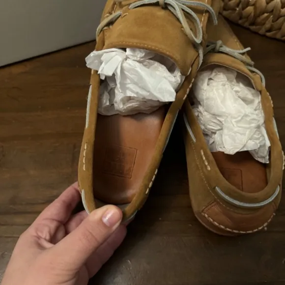 Frye Suede Harris tie