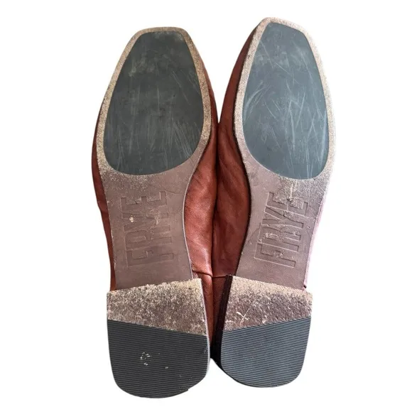 Frye Women's Leather Claire Flat Cognac