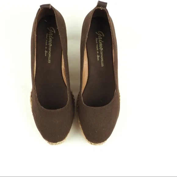 Gaimo sz 40/US 10 brown espadrille wedges