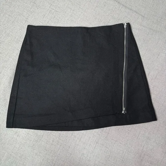 Gap Asymmetrical Zip Front Black Wool Mini Skirt 14 Nwt