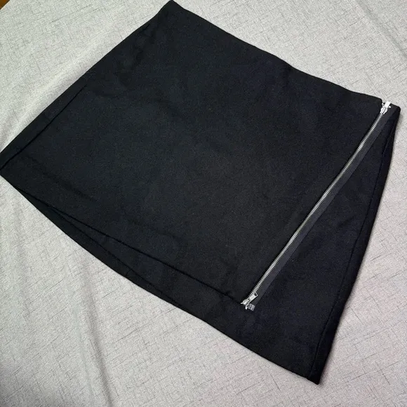 Gap Asymmetrical Zip Front Black Wool Mini Skirt 14 Nwt