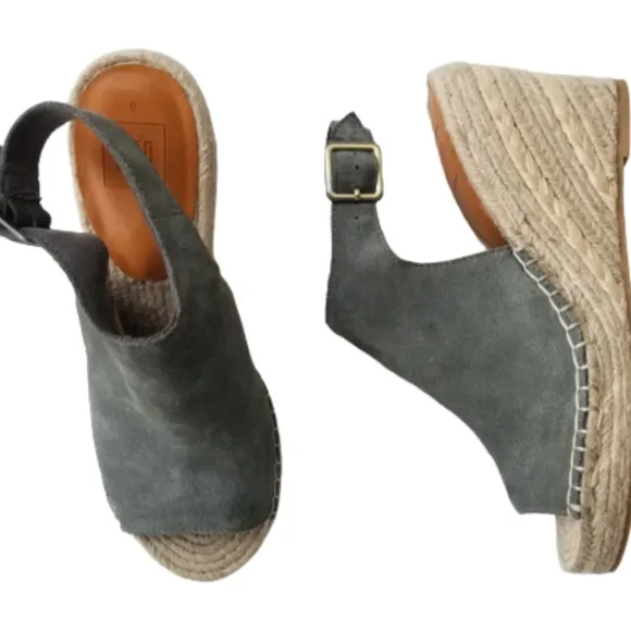 Gap NEW Green Suede Espadrille Wedges Size 9 Open Toe