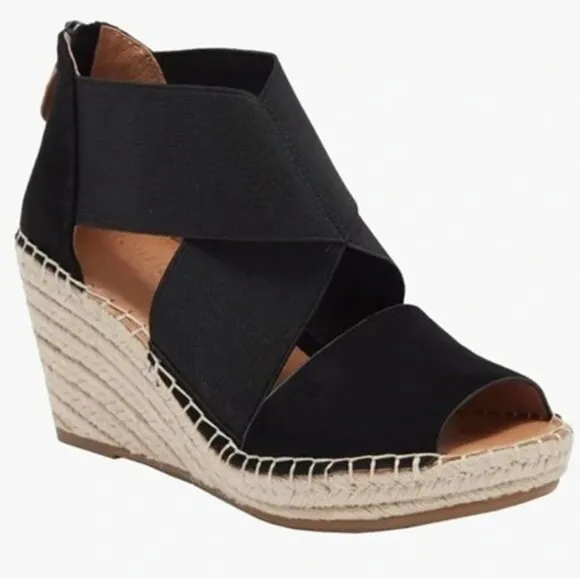 Gentle Soul Colleen Wedge Sandal Strappy Black Size 7