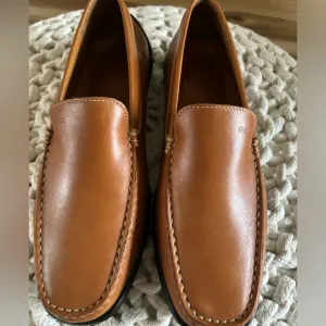 GEOX men’s shoes! Buy one get one free for a limited time size 12 only