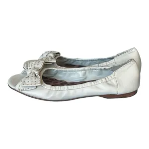 Gianni Bini Leather Flats Size 11.
