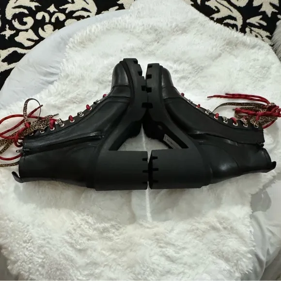 Gianni Bini Ryedderr Leopard Block Heel Combat Boots BlackRed LaceUp 10 NEW