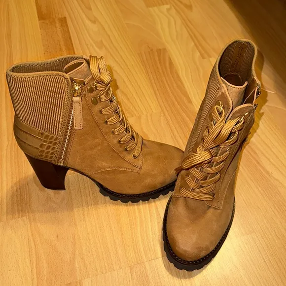 Gibson latimer heeled boots