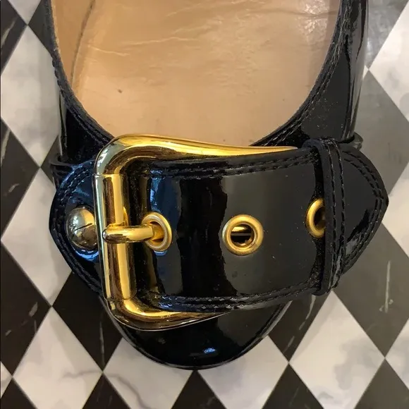 Giuseppe Zanotti Black Pumps Flats GoldBuckle shoe