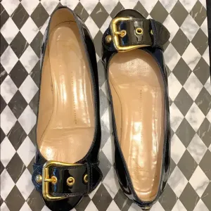 Giuseppe Zanotti Black Pumps Flats GoldBuckle shoe