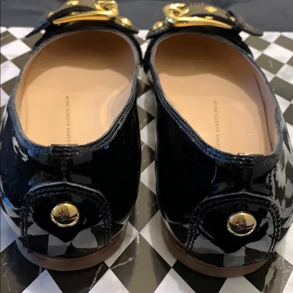 Giuseppe Zanotti Black Pumps Flats GoldBuckle shoe