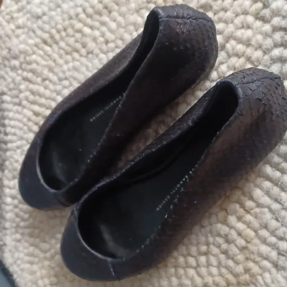 Giuseppe Zanotti  flats