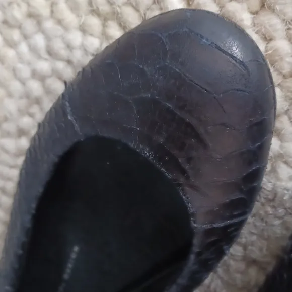 Giuseppe Zanotti  flats