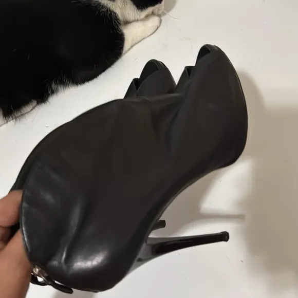 Giuseppe zanotti leather heeled boots