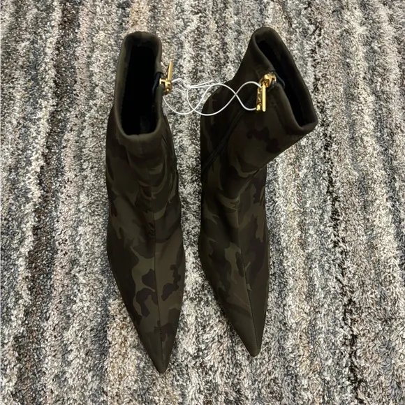 Good American Heeled Pointed Camo Boots Sz 11.5 | Good American Women Camo Boots