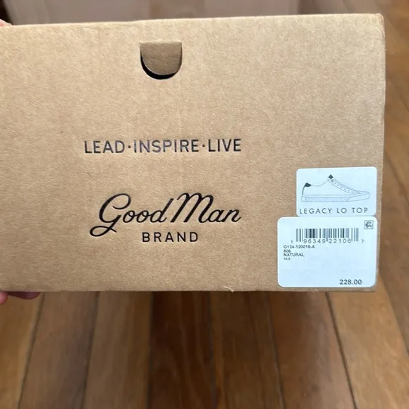 Good Man Brand White Natural Legacy Lo Top Italian Sneaker Size 10.5 NIB $228