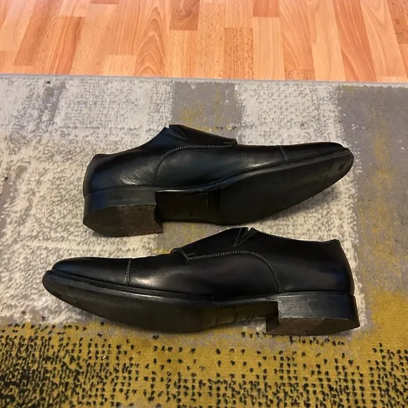 Gordon Rush Black Leather Oxfords Timeless Style