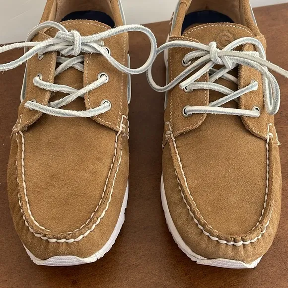 Greats Brand Men's Brooklyn Boat Suede Shoes Sz 9.5Nubuck Vibram Tan Leather
