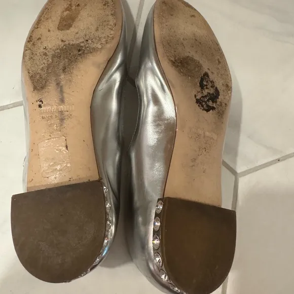 GUC MiuMiu Silver Mary Jane Flats 7