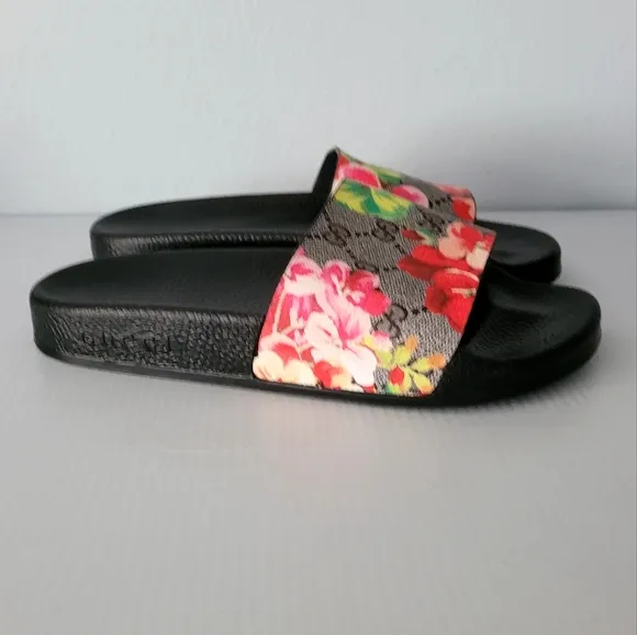 Gucci Blooms Supreme Floral Canvas GG Slide Sandals 7/8