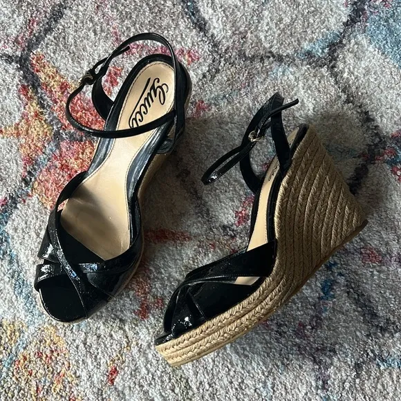 GUCCI GG Microguccissima Black Patent Leather Espadrille Wedges - 41.5
