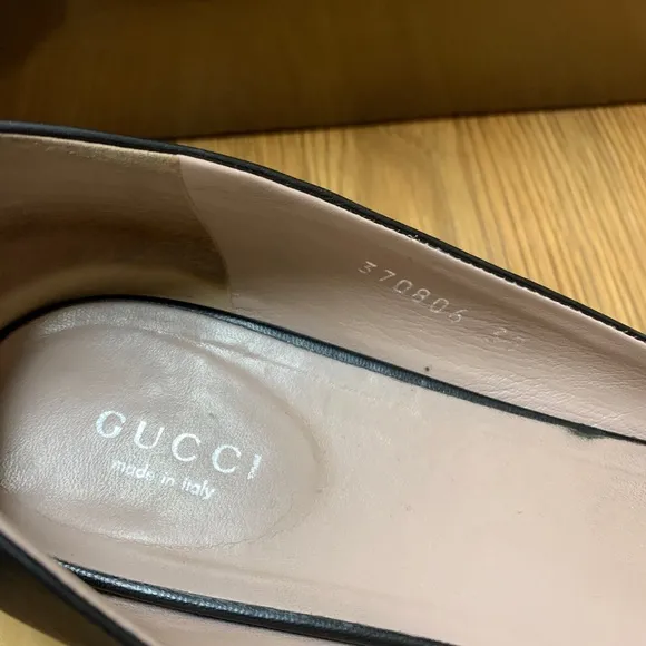Gucci Rivet Flats