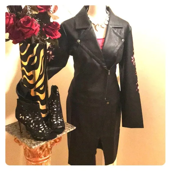 Guess jacket &amp; skirt 2 piece suit.