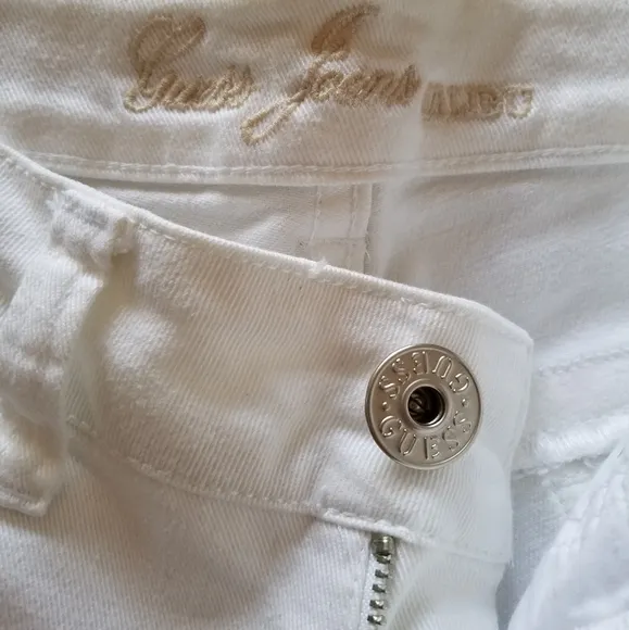 GUESS White Denim Straight Jeans from Italy - size 27