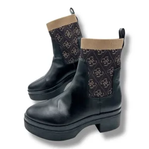 GUESS Women's Keanna Knit Detail Pull-On Lug Sole Faux Leather Chelsea Boots 8.5