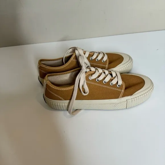 Guffy Womens Canvas Sneakers – Low Top walking shoes