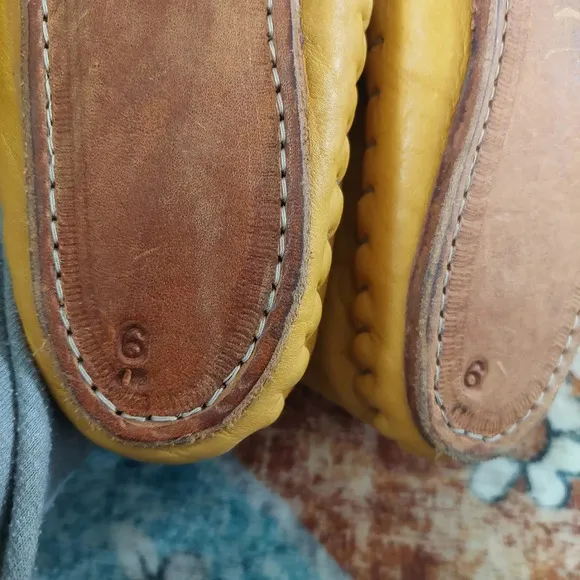Handmade Buffalo Hide Deer Skin Suede Cherokee Moccasins Women's Size 6
