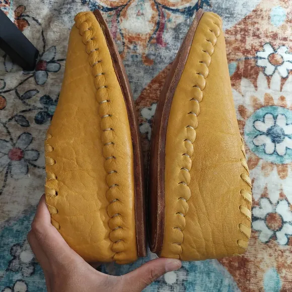 Handmade Buffalo Hide Deer Skin Suede Cherokee Moccasins Women's Size 6
