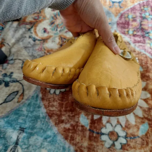 Handmade Buffalo Hide Deer Skin Suede Cherokee Moccasins Women's Size 6
