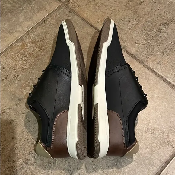 Hawker Rye Black Thorelle Textured Sneaker Shoe Mens Size 10.5 NEW Stitch Fix