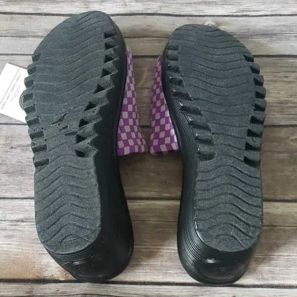Heal USA Abby purple &amp; gray slip on black wedge