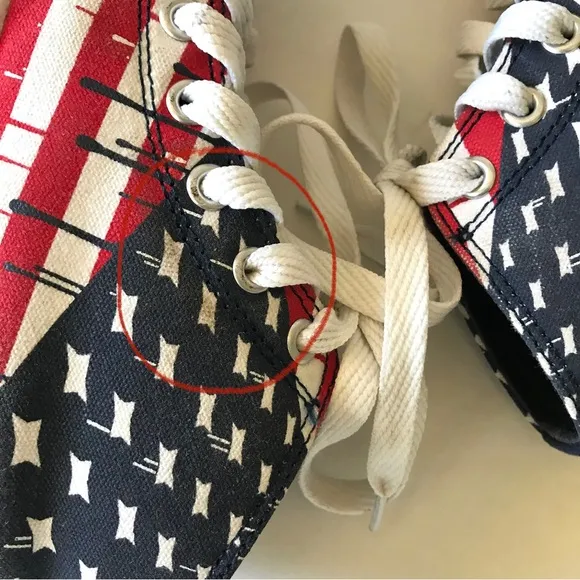 Heelys Hustle Flag Shoes Youth Size 4