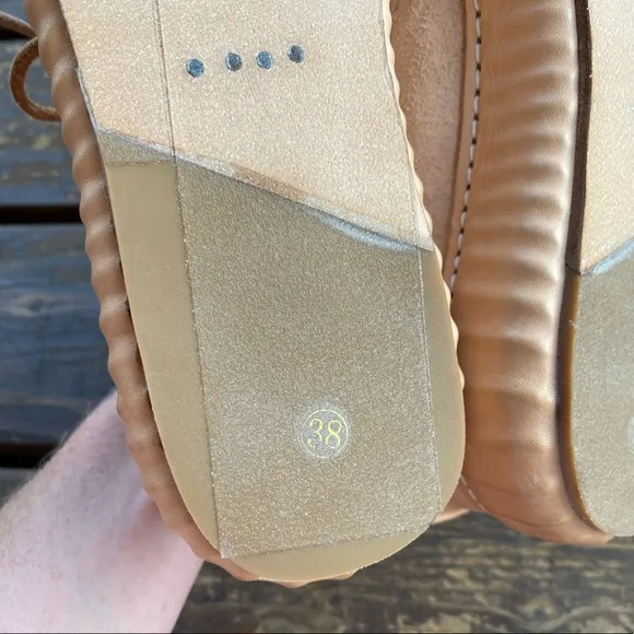 Heyday studio yeezy tribute leather sneaker