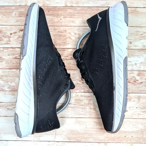 Hoka One One Cavu 2 ProFly Black Gray White Canvas Athletic Sneakers Shoe Men 10