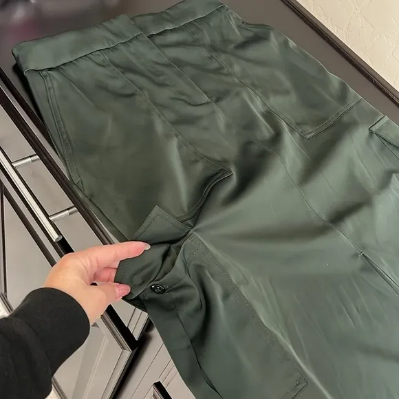 House of Harlow satin maxi utility skirt with front slit, green, size S