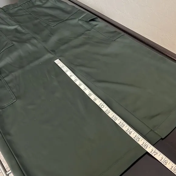 House of Harlow satin maxi utility skirt with front slit, green, size S