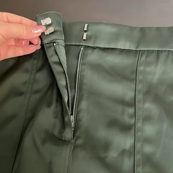 House of Harlow satin maxi utility skirt with front slit, green, size S