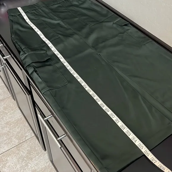 House of Harlow satin maxi utility skirt with front slit, green, size S