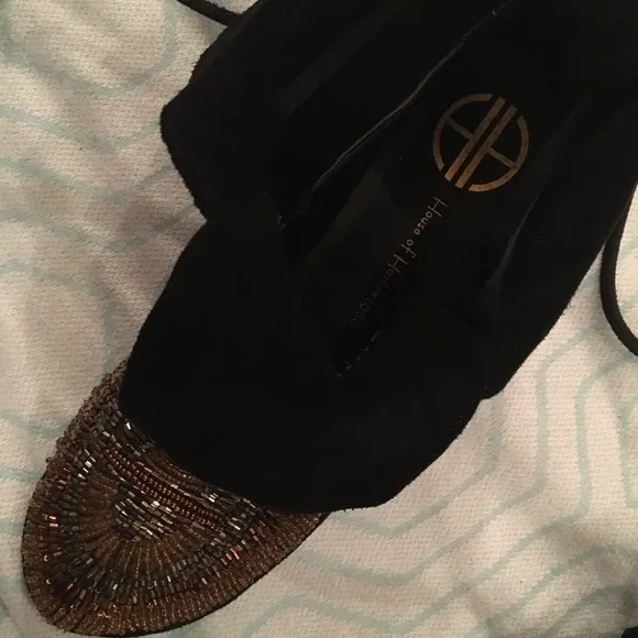 🎉HP🎉House of Harlow 1960 beaded moccasins