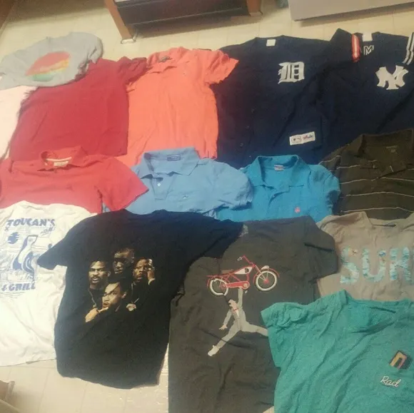 HUGE 133 LOT WOMEN AND MEN CLOTHES nike adidas nba