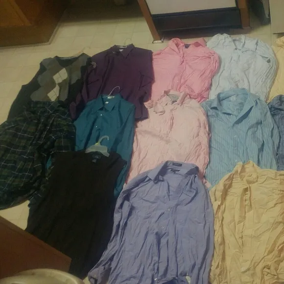 HUGE 133 LOT WOMEN AND MEN CLOTHES nike adidas nba
