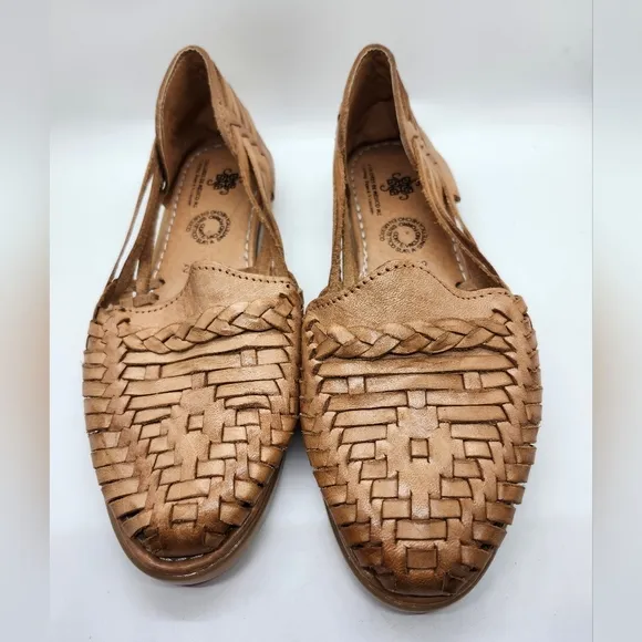 Hurachies Leather Flats Rubber Soles Sz 7