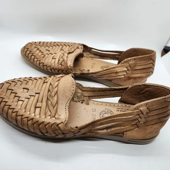 Hurachies Leather Flats Rubber Soles Sz 7