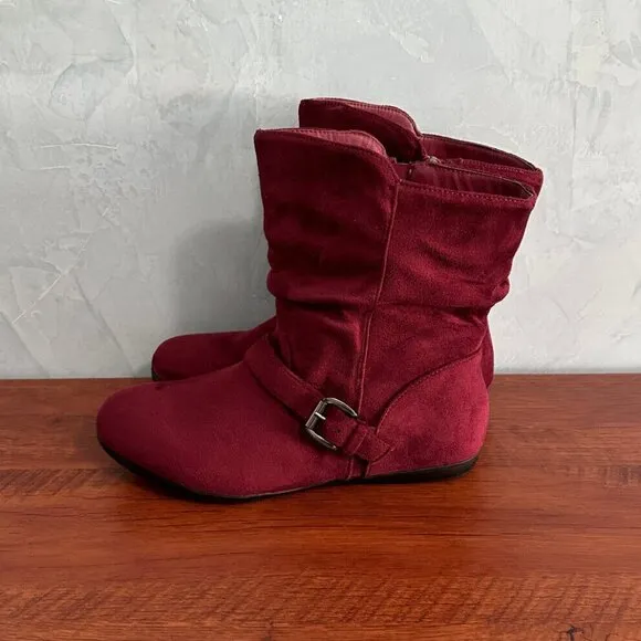 I.D‎ Required Faux Suade Burgandy Boots Sz 10W